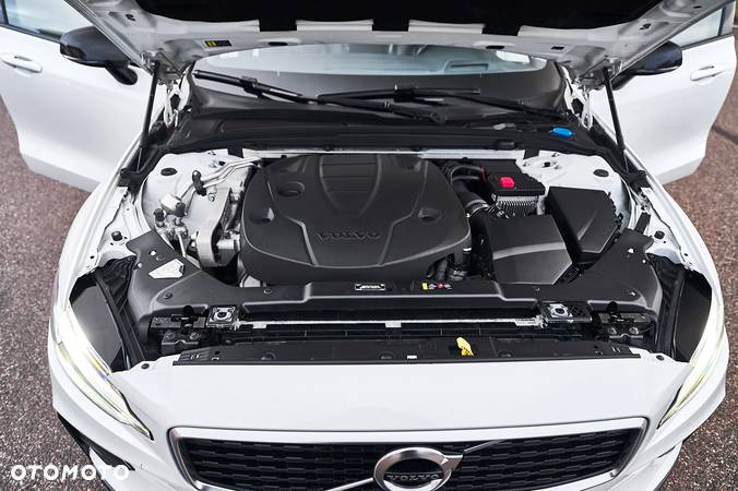 Volvo V60 D3 Geartronic RDesign - 13