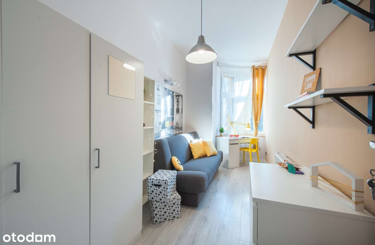 Wejścia z dwóch klatek, mieszkanie inwestycyjne w formie dwóch 54m2-2