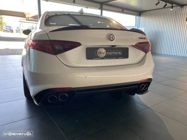 Alfa Romeo Giulia 2.9 Bi-Turbo Quadrifoglio AT8 - 7