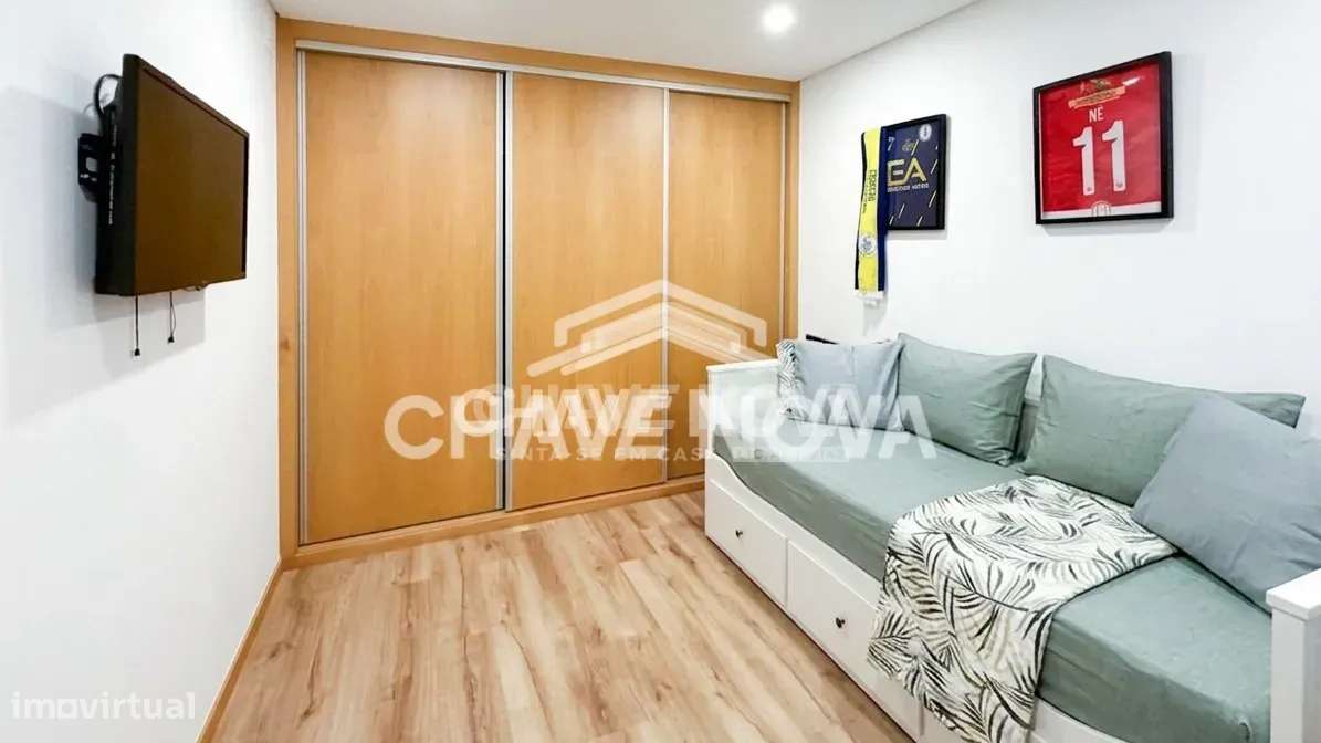 Apartamento T1+1 em Pedroso-5