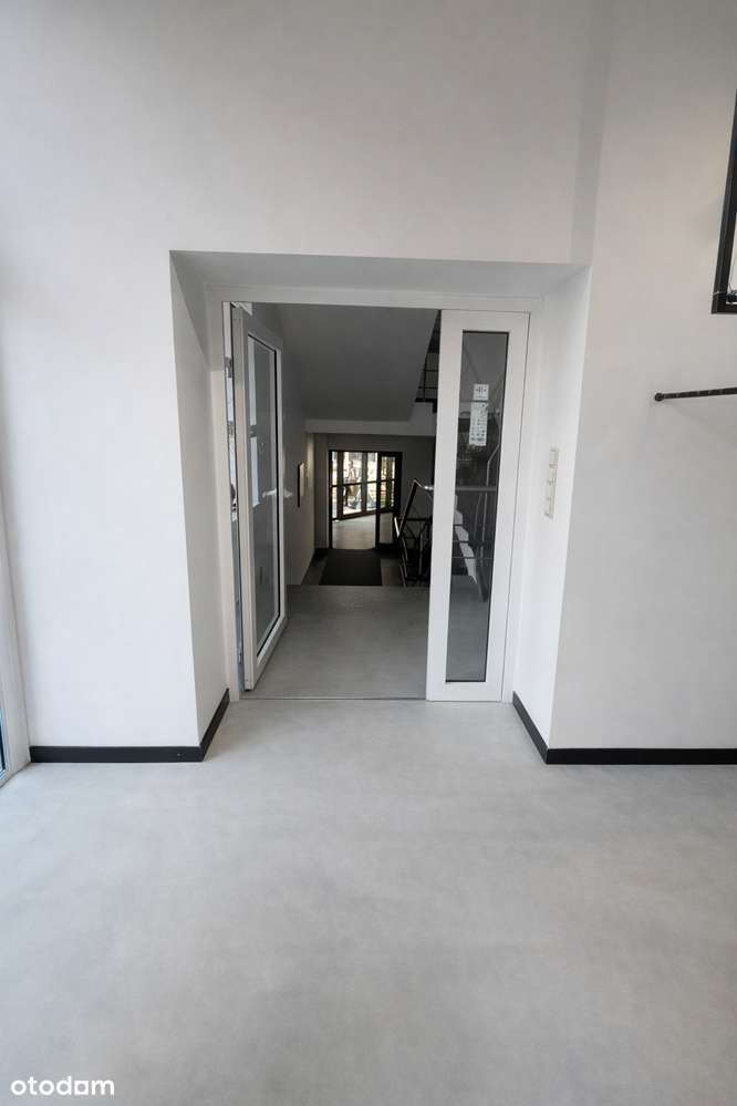 Lokal z witryną w centrum Warszawy - Pełny obrazek: 5/15