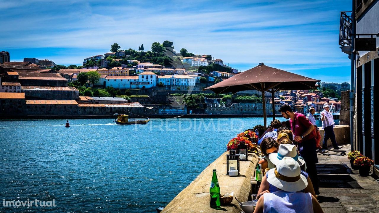 Apartamento T1  junto ao rio Douro no Porto