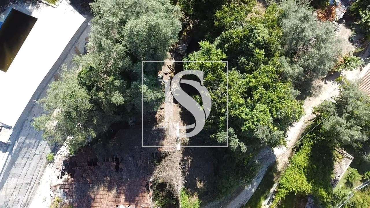 Moradia Em Pedra Para Restauro-32