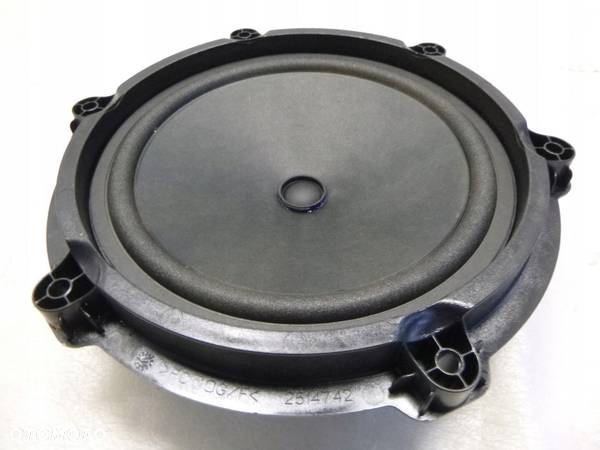 LAND ROVER DISCOVERY 4 L319 GŁOŚNIK SUBWOOFER H/K - 4