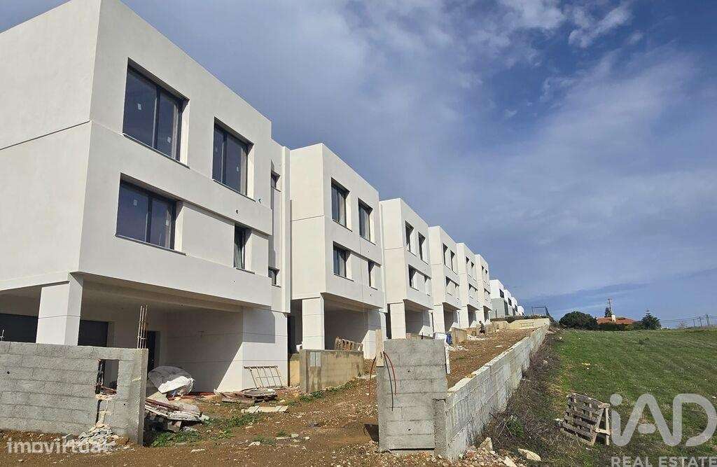 Casa / Villa T4 em Mafra de 354,00 m2 - Grande imagem: 5/12