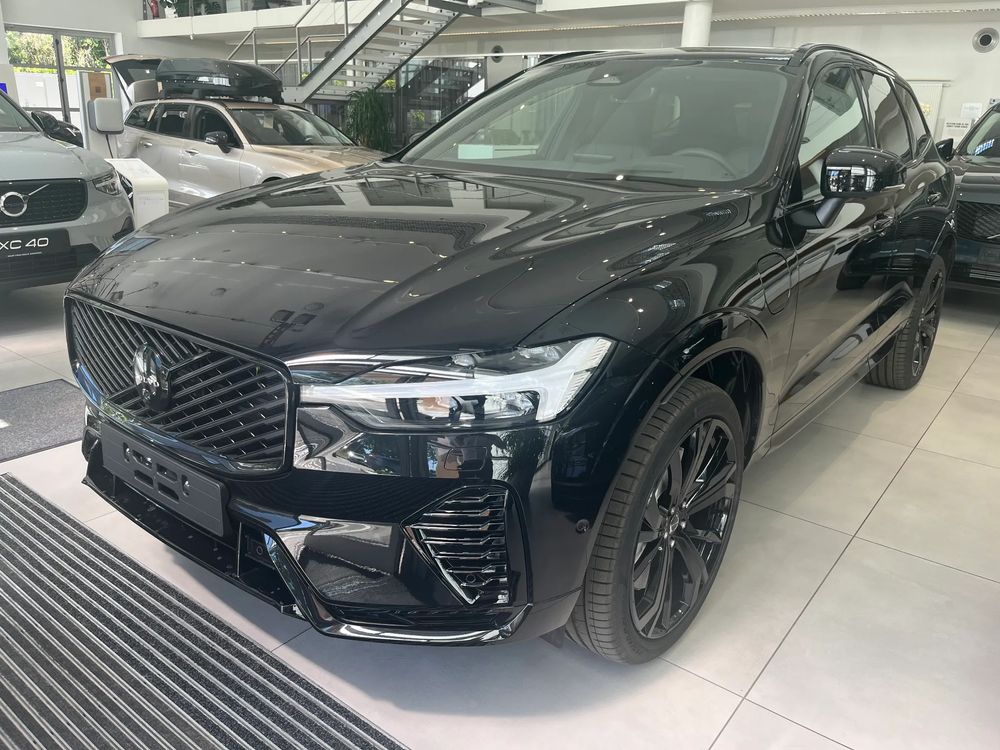 Volvo XC60 II T6 Plug-In Hybrid AWD Ultra Black Edition 2026