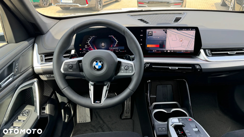 BMW X1 sDrive18i M Sport - 16