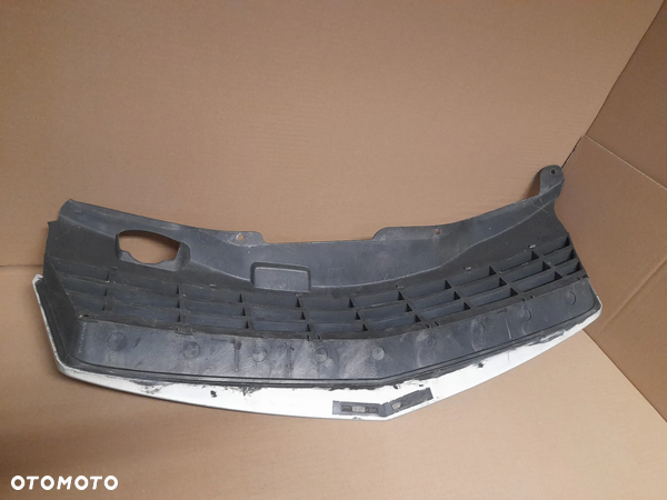 OPEL ASTRA H III GTC 04-07 GRILL ATRAPA IRMSCHER USZKODZONY! - 3