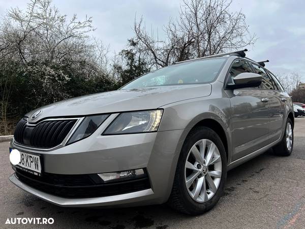 Skoda Octavia 1.6 TDI Ambition - 2