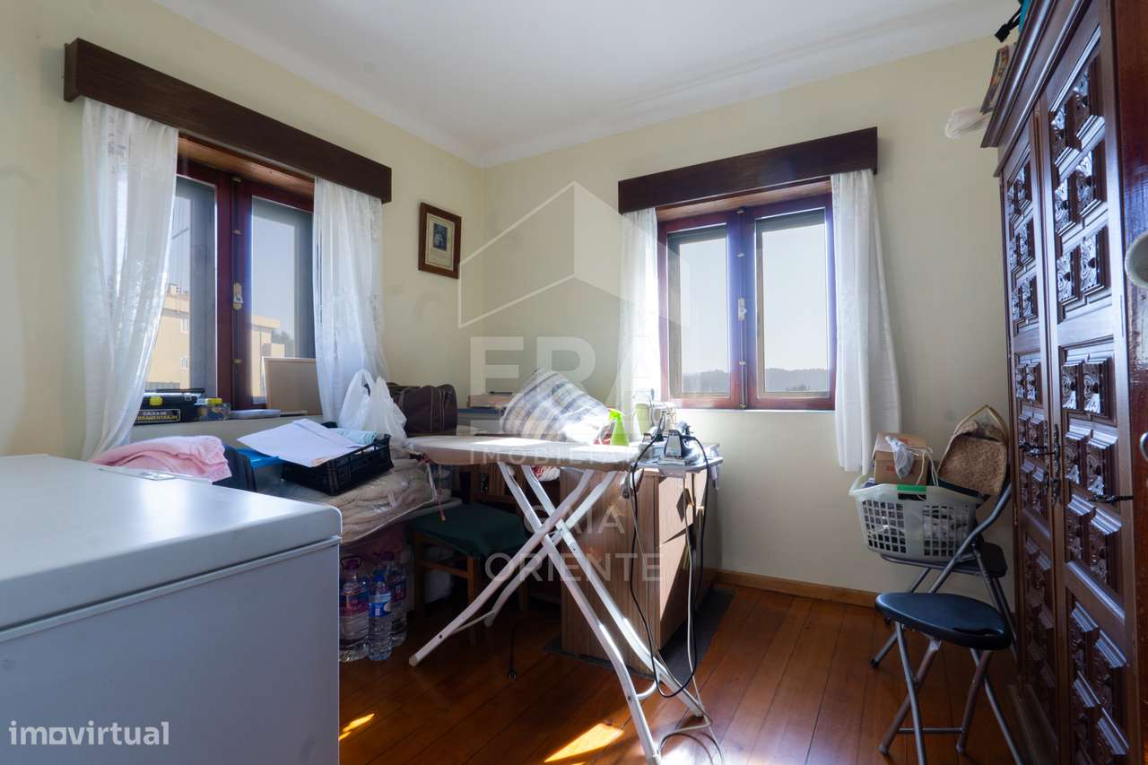 Moradia T3 com quintal em Sandim-17