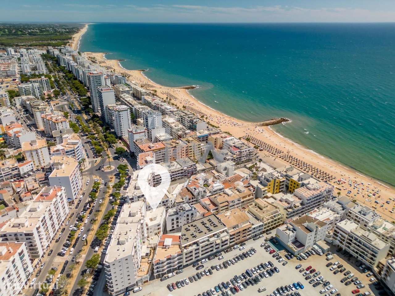 São 3 assoalhas com parqueamento a 142 metros da areia! - Grande imagem: 3/19