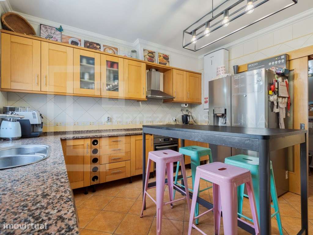 Moradia T3 com Logradouro e Sótão | Quinta do Conde-9