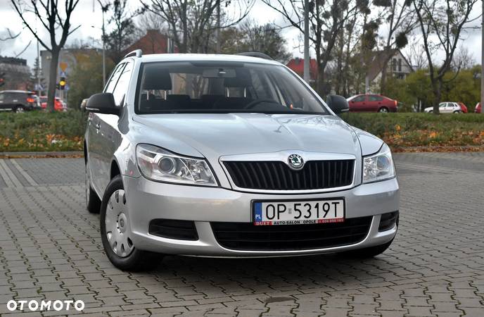 Skoda Octavia 1.6 TDI Active - 9