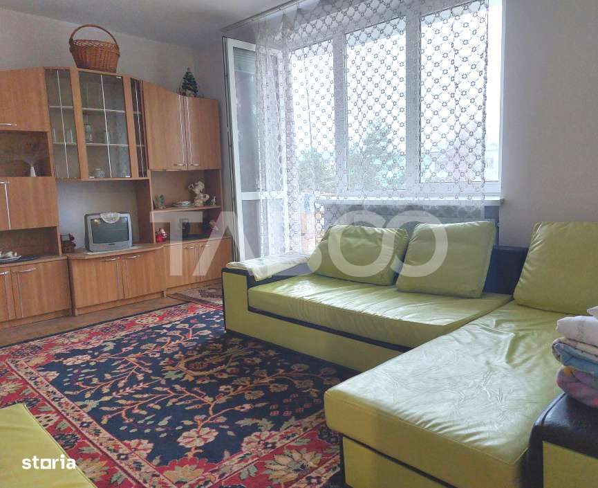 Apartament 2 camere decomandate 57 mp balcon bloc cu acoperis Cisnadie - Imagine principală: 4/13
