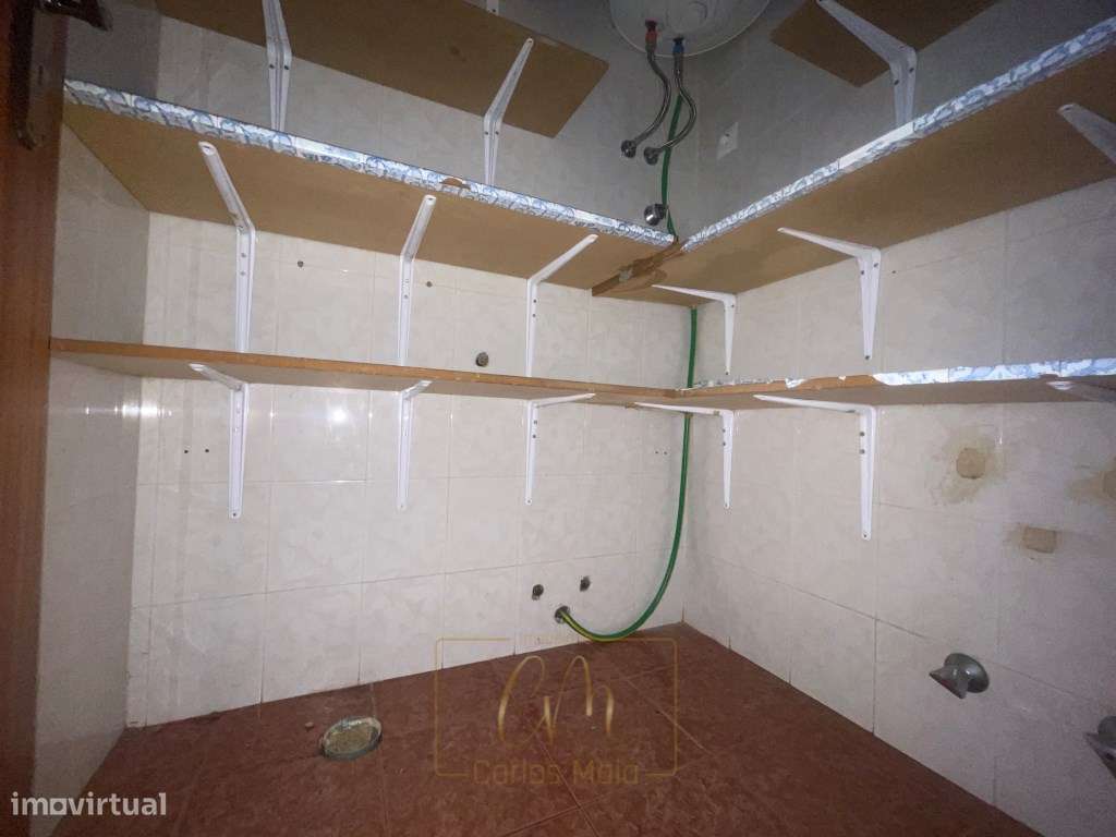 Apartamento T3 com lugar de garagem e arrumos fechados em Modivas, ...-21