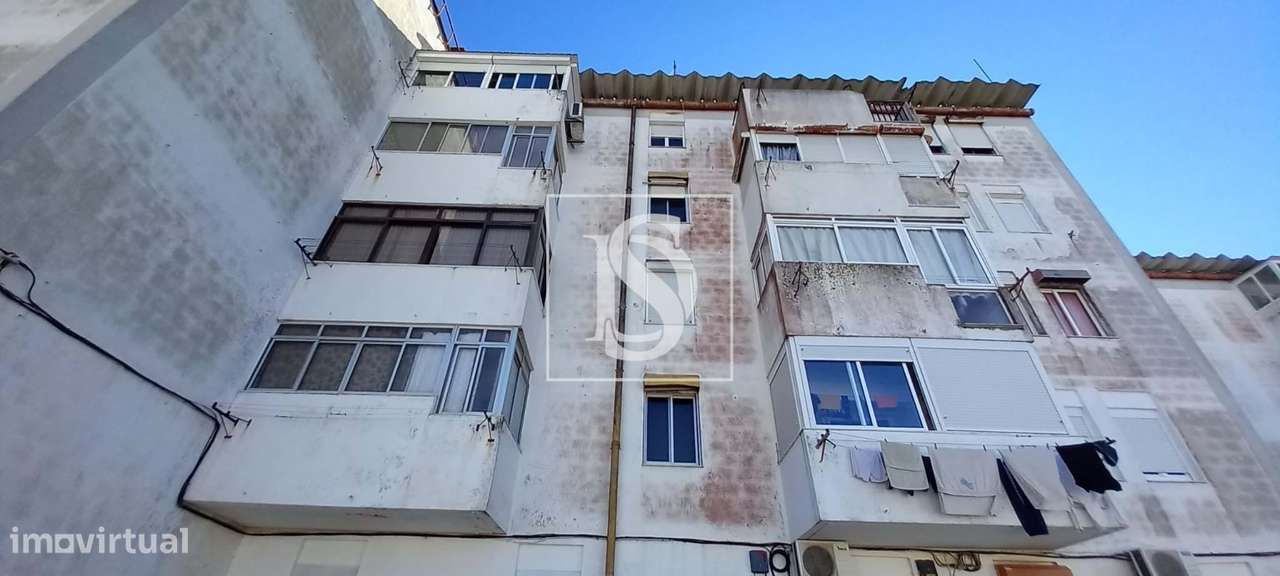 Apartamento T3 c/ arrecadação em Monte Abraão, Sintra-32