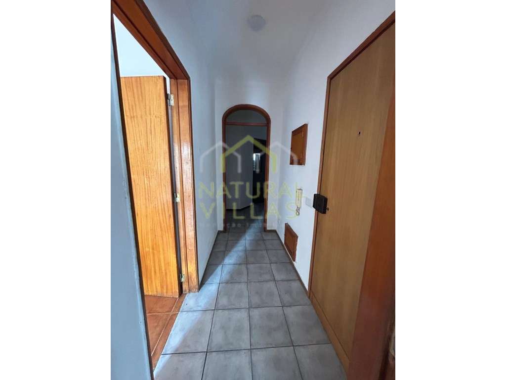 Apartamento T3 com Terraço Fechado em Faro - Grande imagem: 4/10