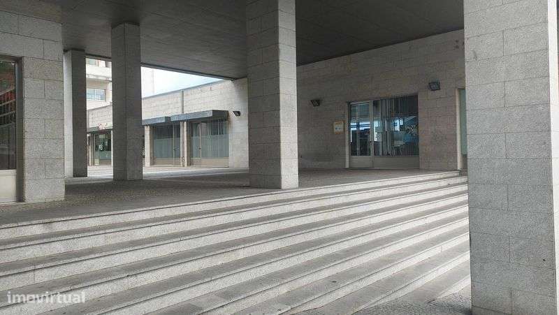 Arrendo loja centro da cidade do Marco de Canaveses - Grande imagem: 5/9