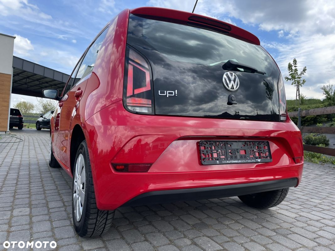 Volkswagen up! (BlueMotion Technology) move - 10