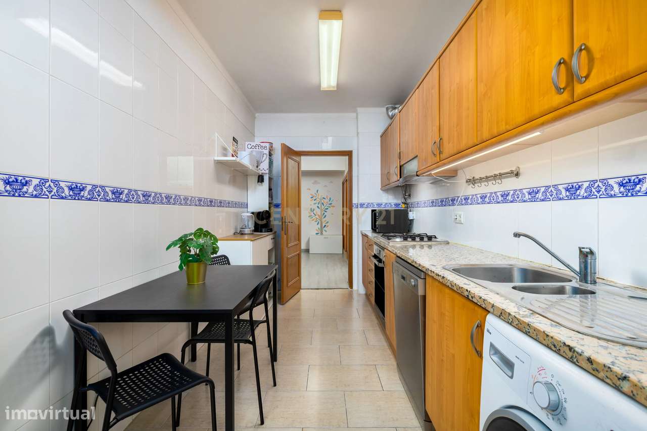 Apartamento T2 no Montenegro - Faro - Grande imagem: 4/13