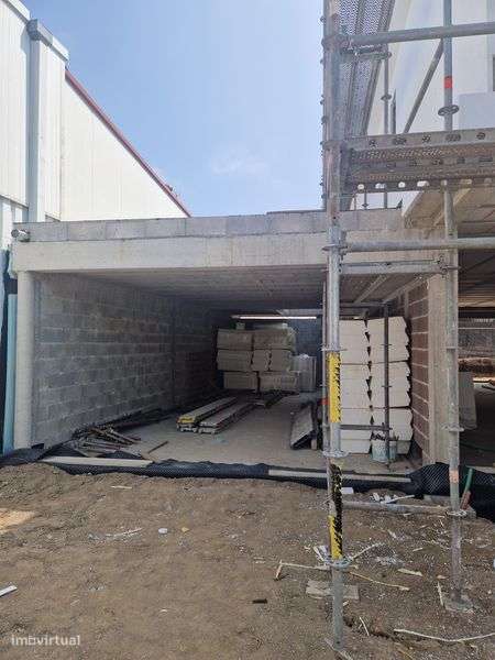 Vivenda T4 c/ piscina centro de Fafe, ÚLTIMA OPORTUNIDADE-1
