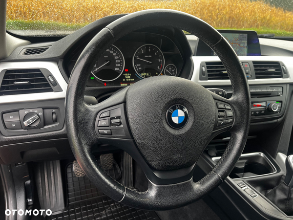 BMW Seria 3 318d M Sport EU6 - 25