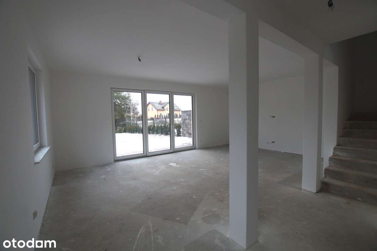 Dom w zabudowie bliźniaczej w Kobysewie-8