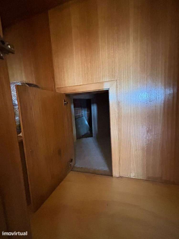 Imóvel de banco : apresente-nos a sua e-46