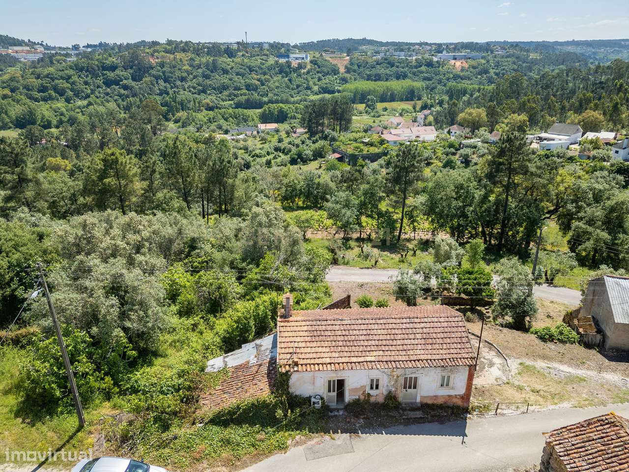 Moradia T2 para reconstrução - Grande imagem: 5/18