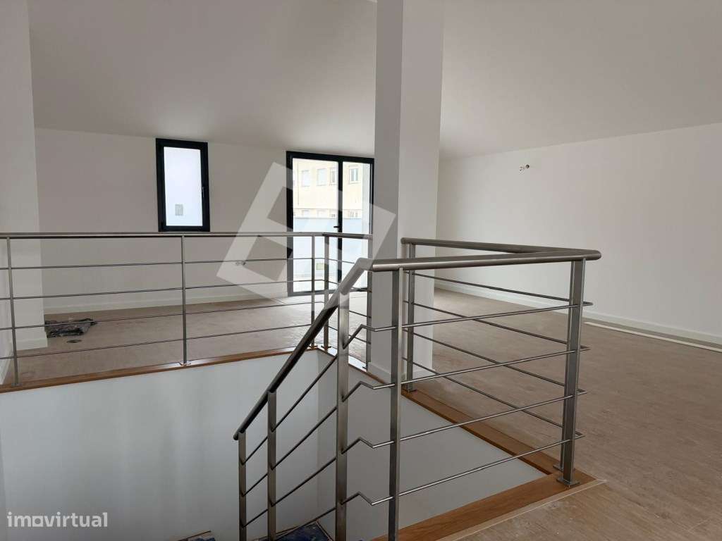 Apartamento T2+1 Dúplex c/ terraço - Pronto Habitar | Esgueira-28