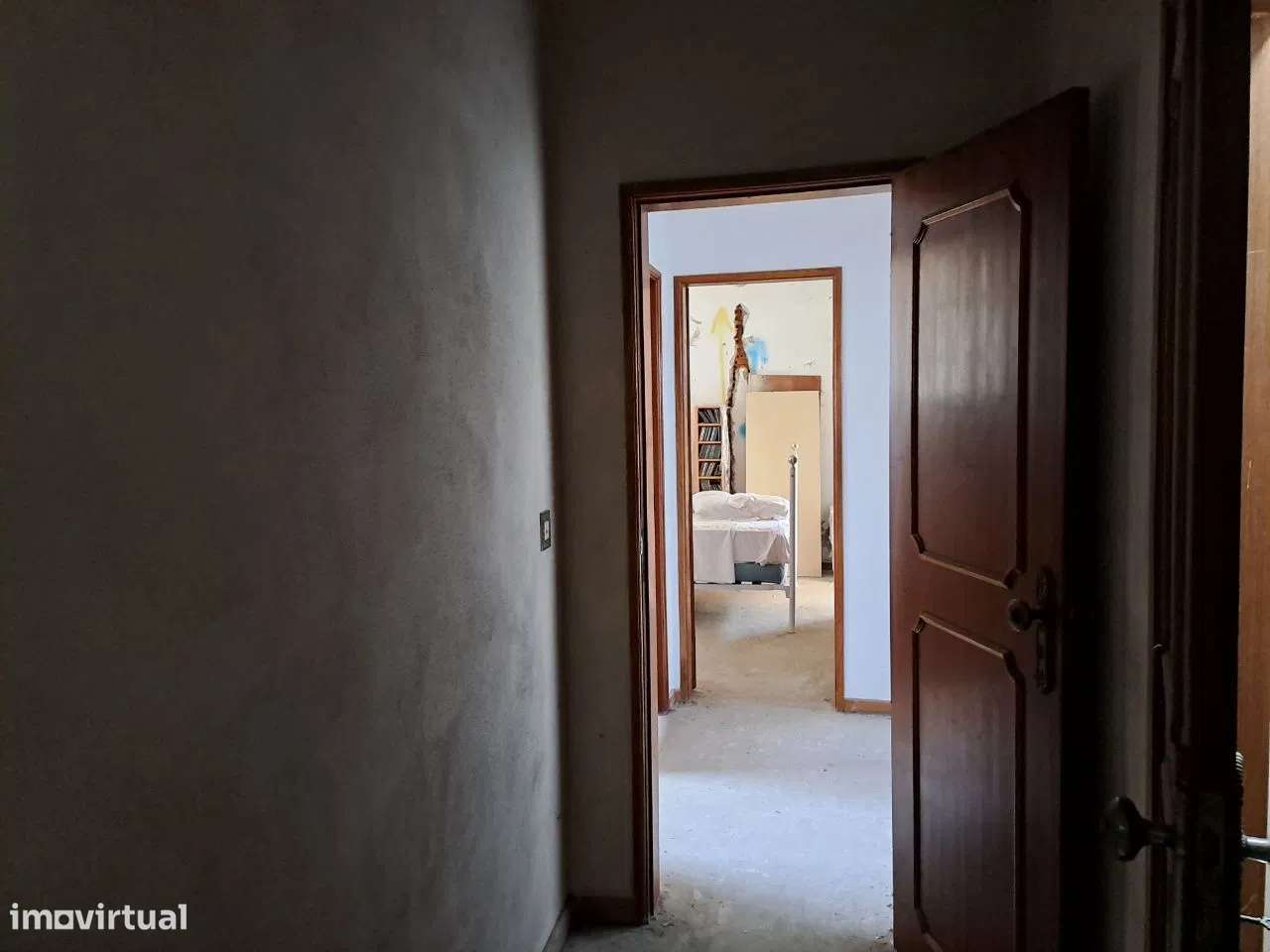 Moradia M5 com Jardim, Quintal com árvores de fruto - Santo Varão-8