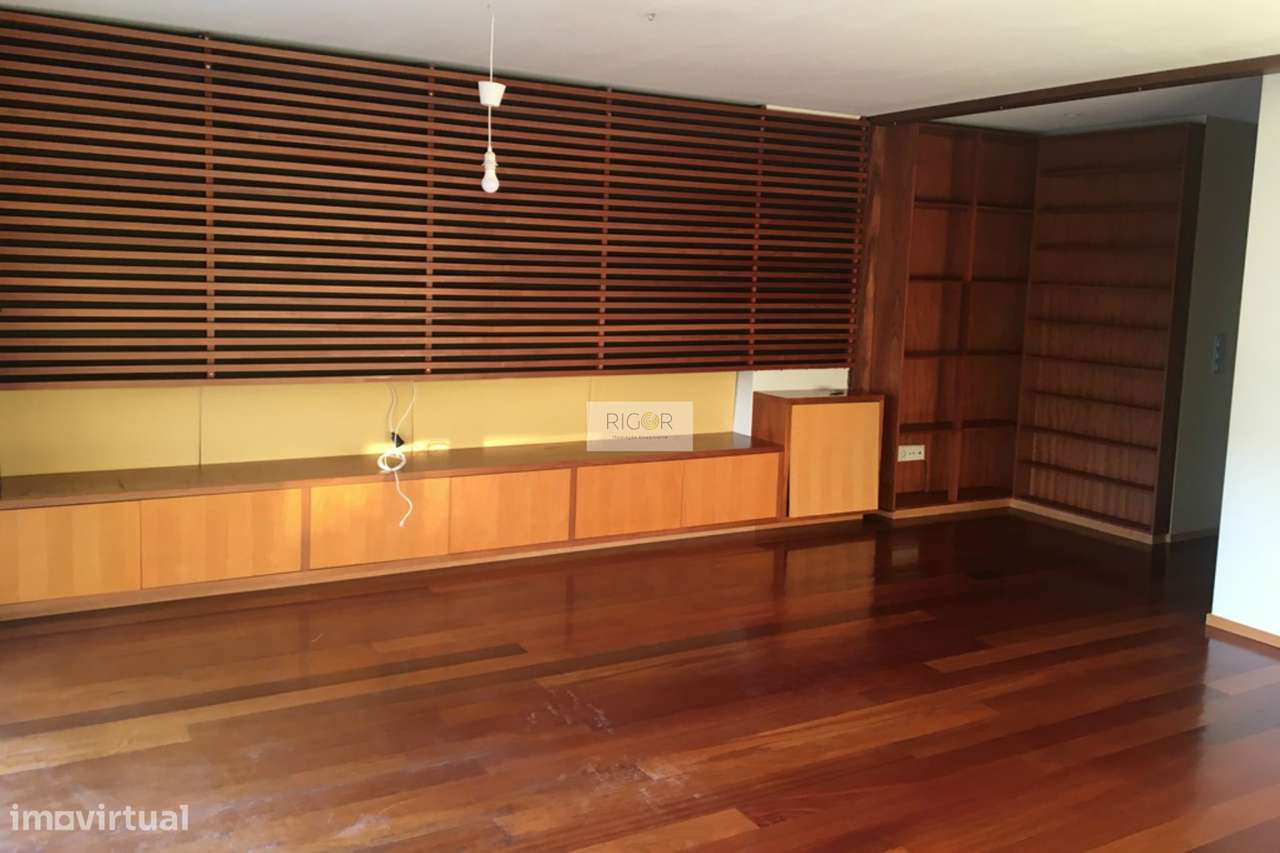 Apartamento T2 Dúplex em condomínio fechado com piscina - Grande imagem: 4/21