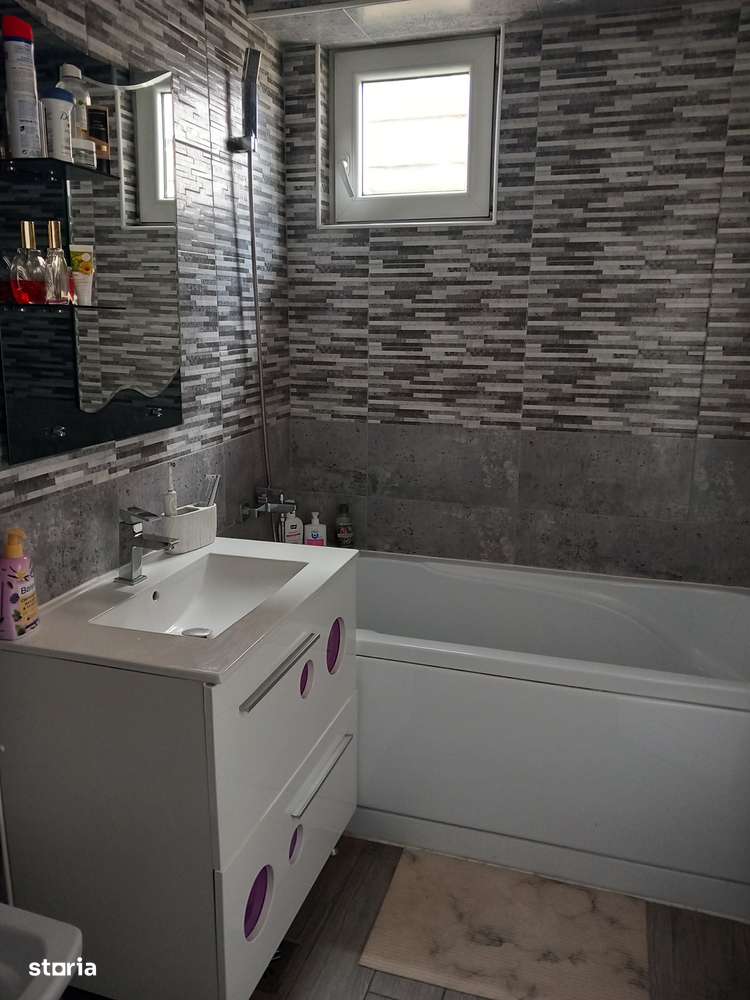 Bd. Unirii - zona Maramuresul, apartament 4 camere!!-6