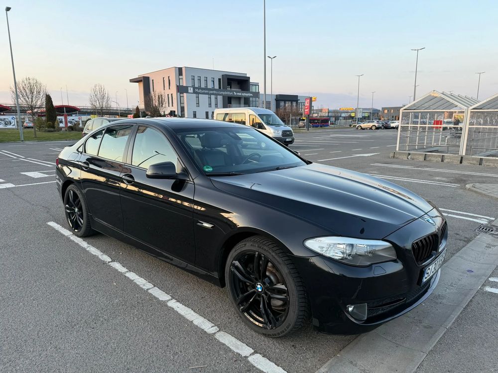 BMW 5 Series F10/F11/F07 [2010 - 2017] 520d Aut. 2012