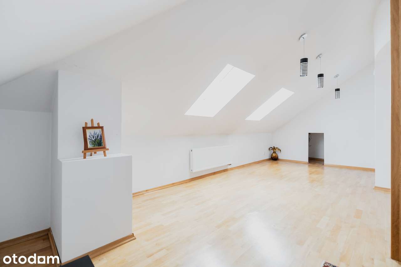 Wolnostojący, imponujący dom 361 m2, do zamieszkania-15