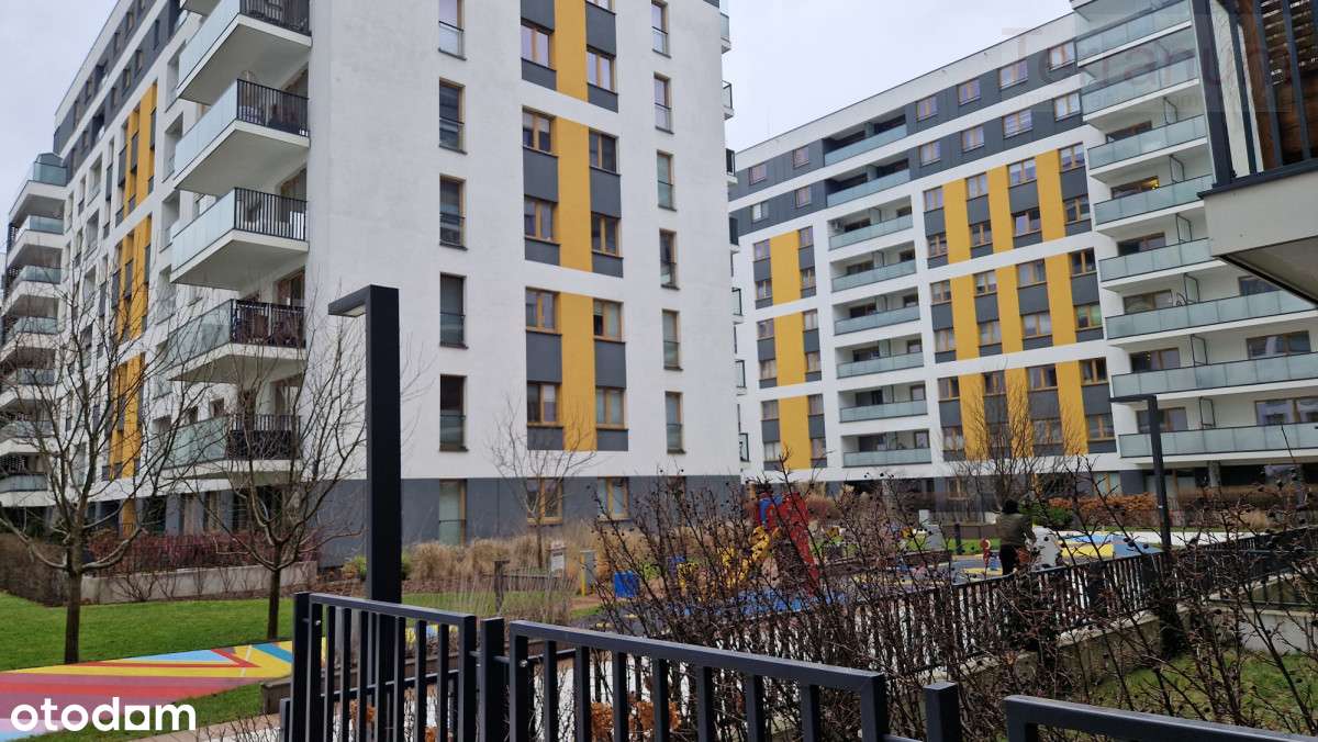 3 pokoje z miejscem postojowym Garażowa-16