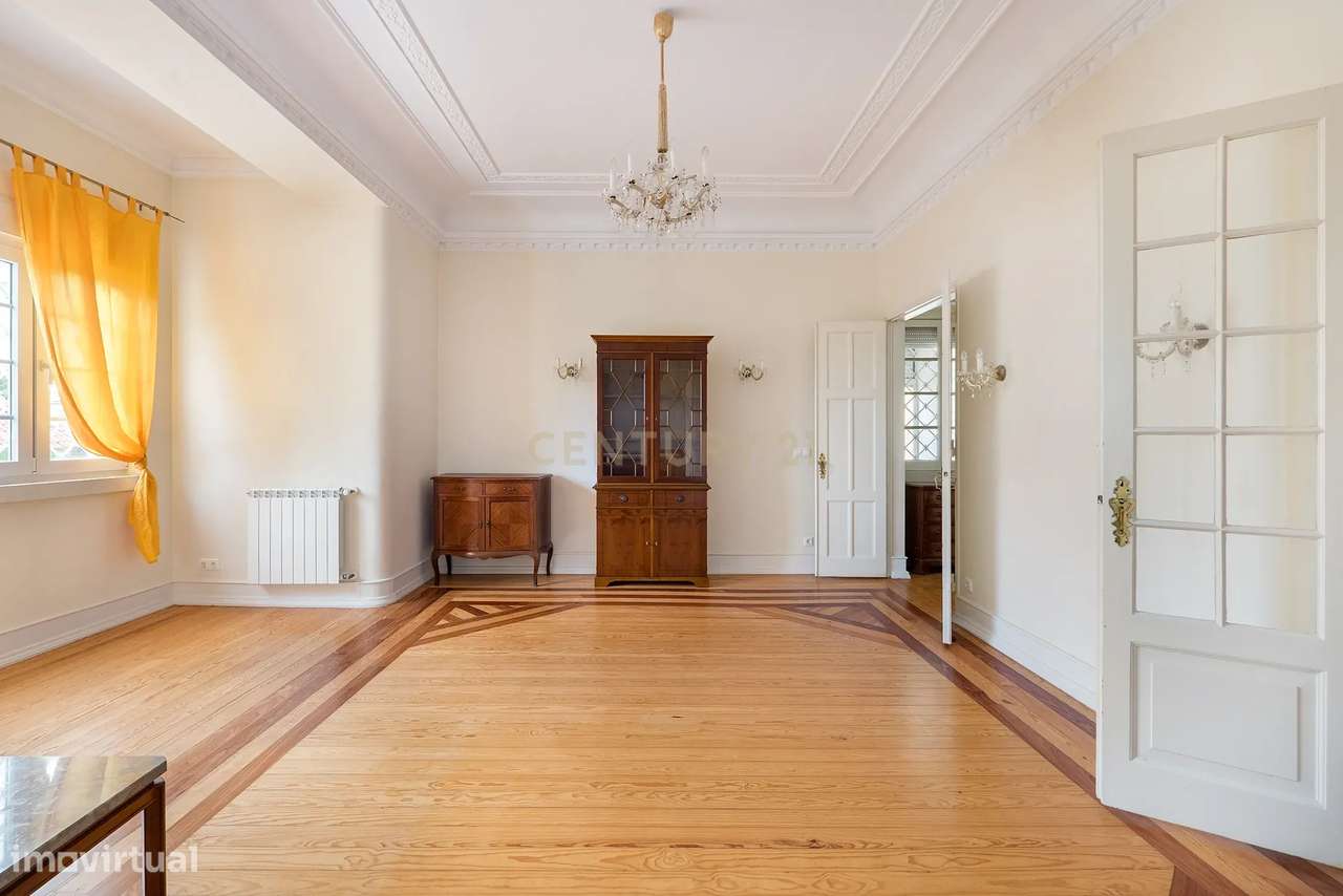 Fantástica Moradia no Restelo - Belém-14