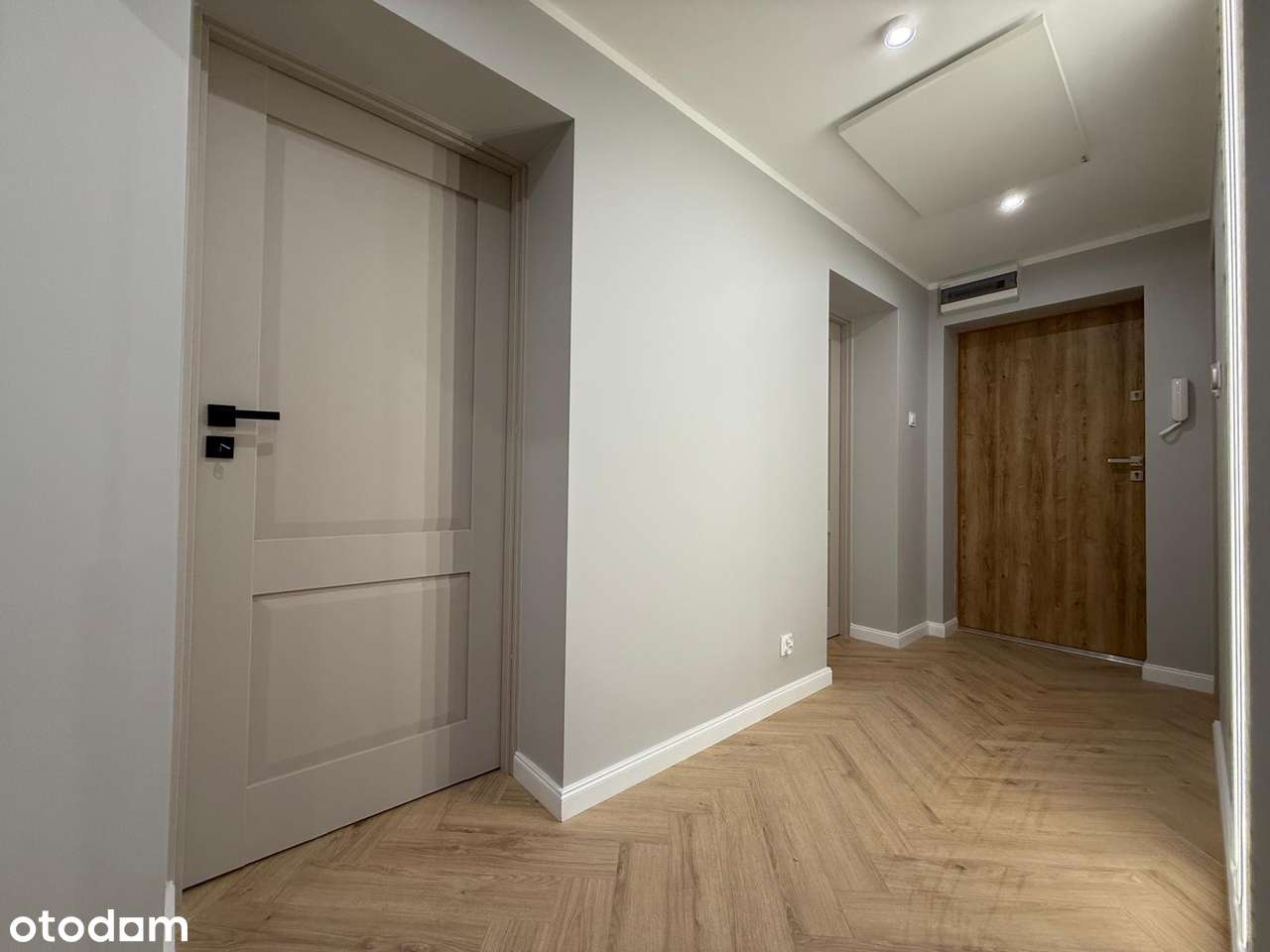 Nieruchomość po generalnym remoncie w świetnej lokalizacji - Pełny obrazek: 5/11