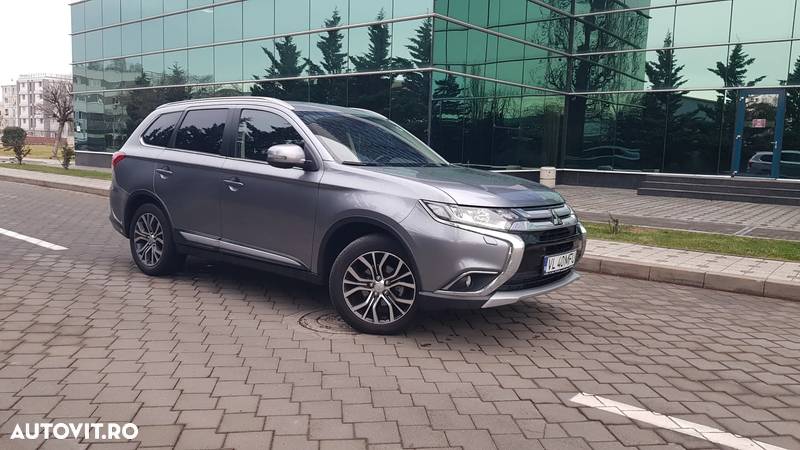 Mitsubishi Outlander 2.2 DI-D 4WD Automatik Instyle - 4