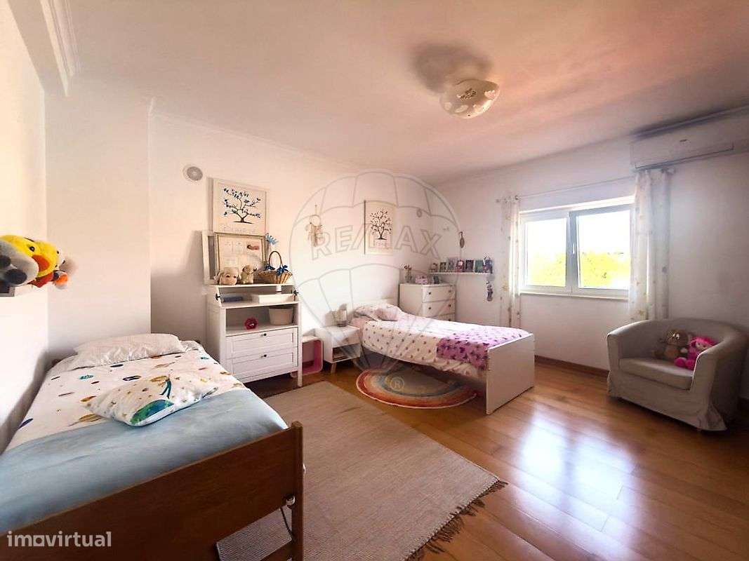 Moradia T4 para venda-23