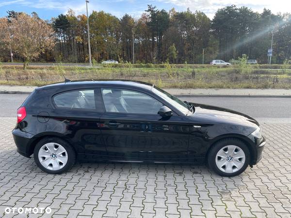 BMW Seria 1 116d - 2