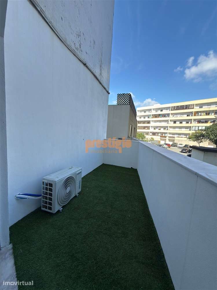 Apartamento T0 Venda em Braga (São José de São Lázaro e São João do So-17