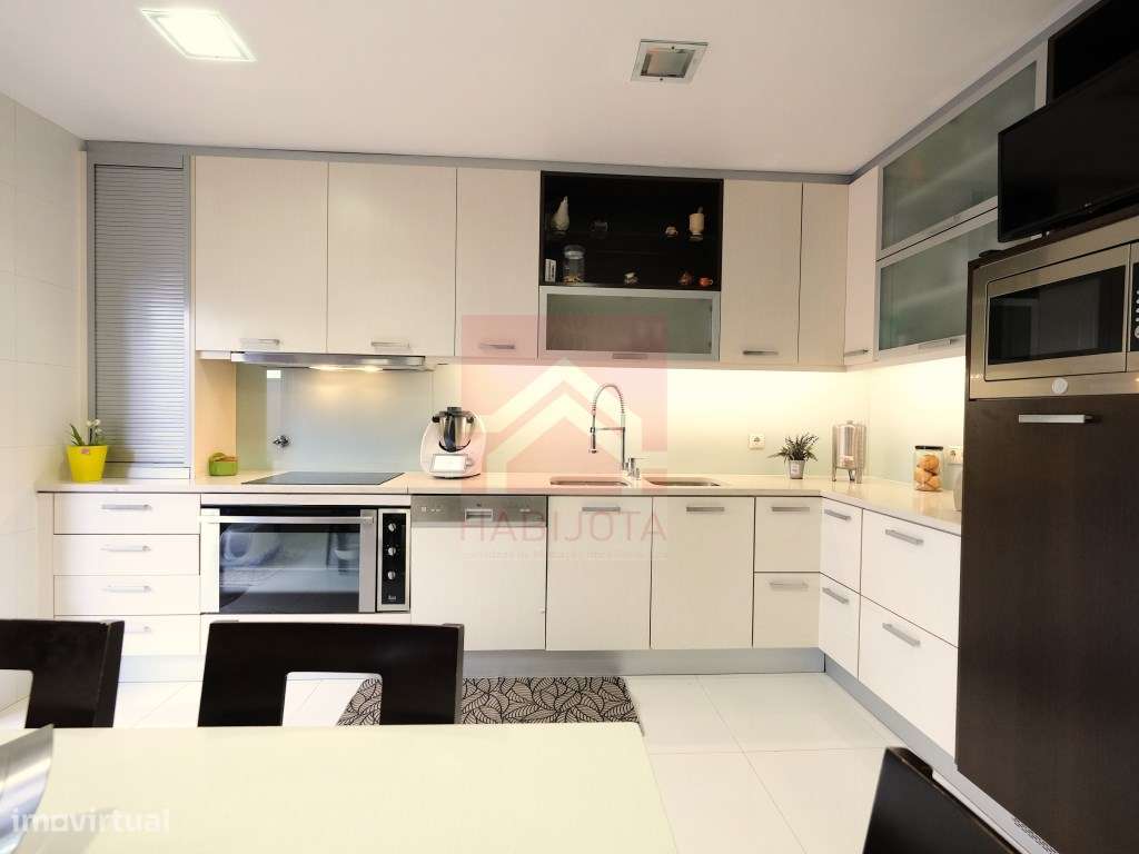 Moradia para venda - Vila Beatriz - Ermesinde - Grande imagem: 5/44