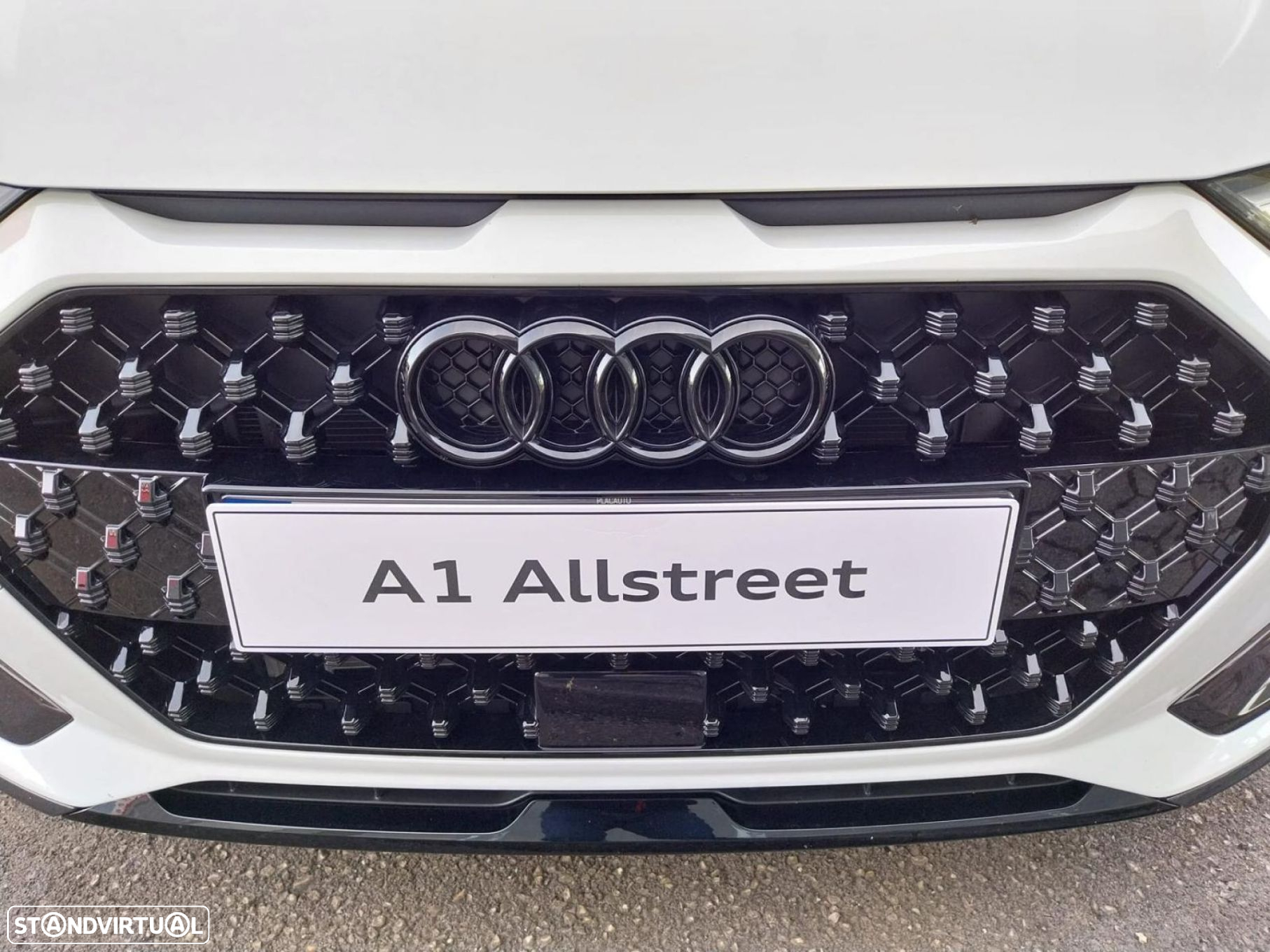 Audi A1 Allstreet 30 TFSI S tronic - 4