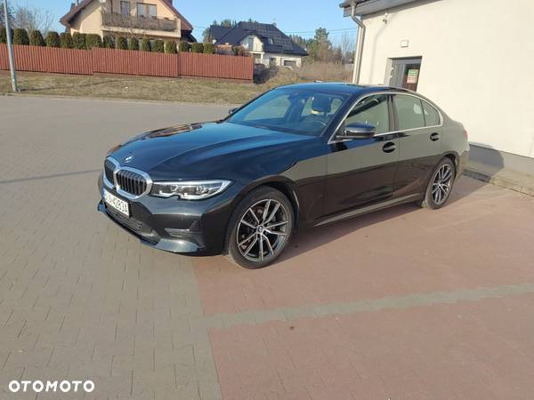 BMW Seria 3 330i - 4