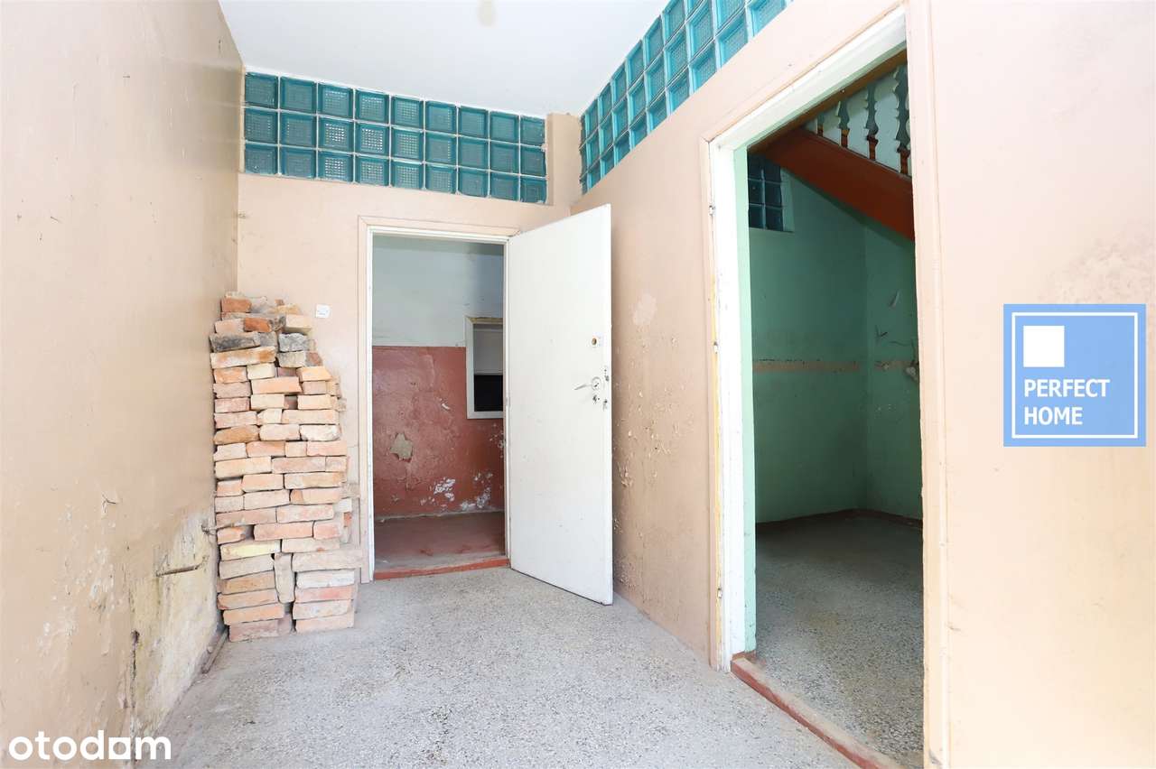 REZERWACJA! Malowniczo usytuowany dworek w Gostkowie-5