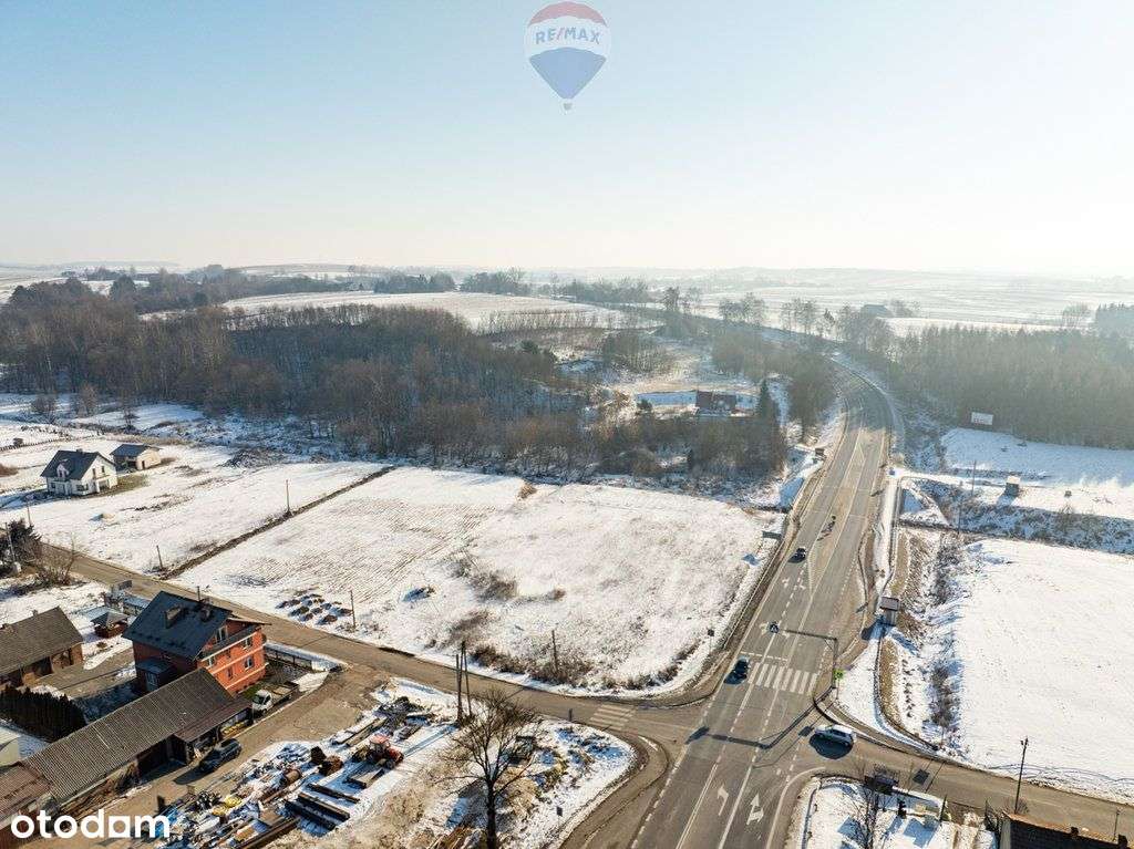 Działka usługowa z wz przy S7-0