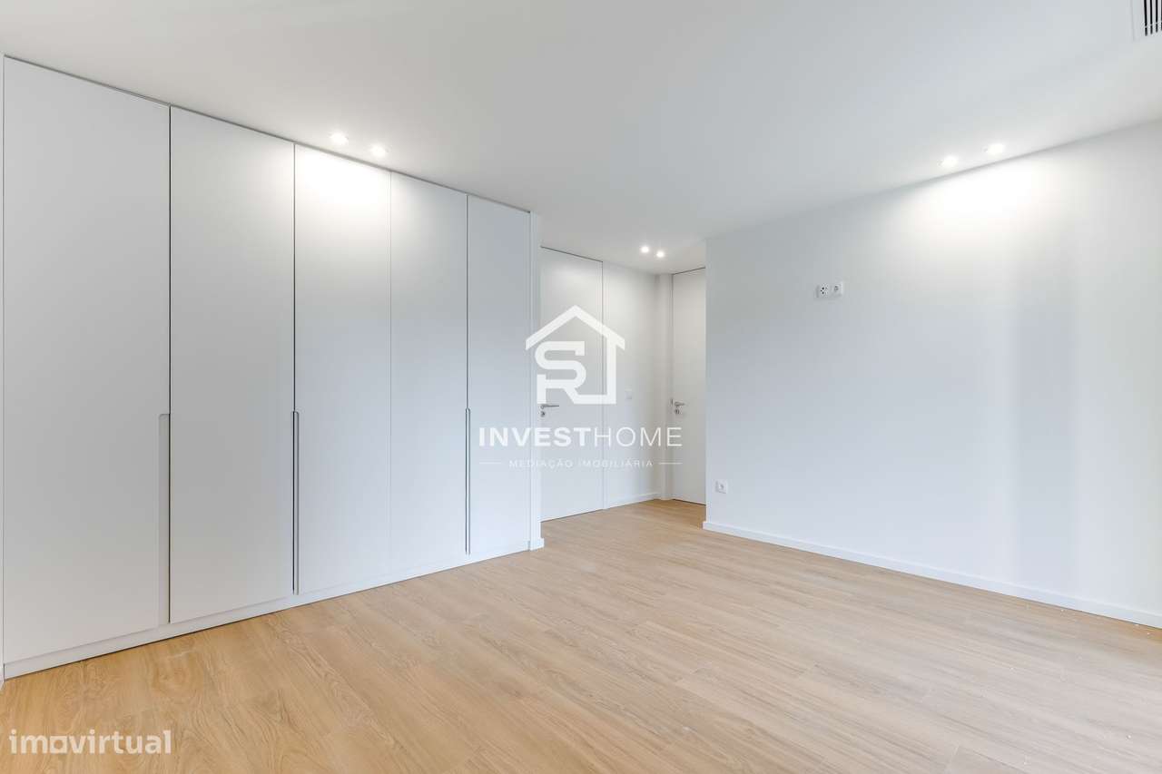 Apartamento T3 | Novo 2025 | Pronto a Escriturar | Varanda | Box-27