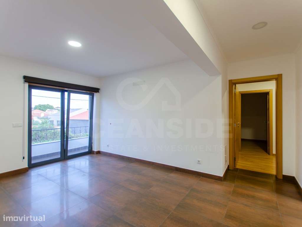 T3 renovado, como novo, próximo da CUF de São Domingos de Rana - Grande imagem: 2/24