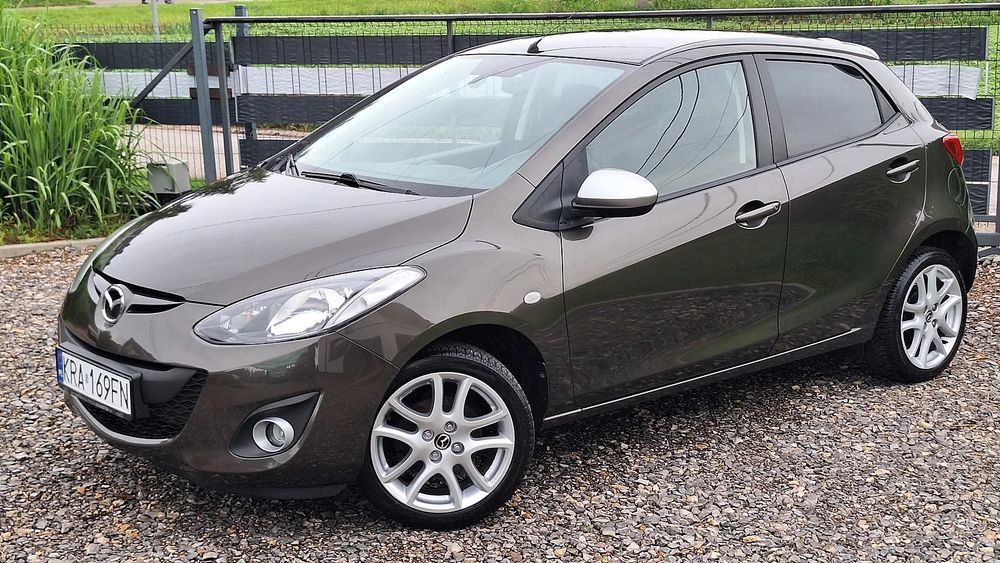 Mazda 2 II 2014